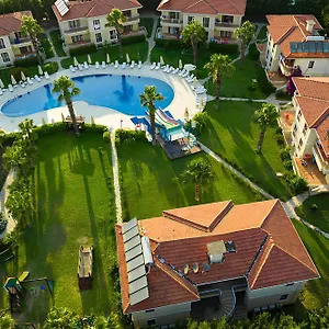 4* Отель The One Club
